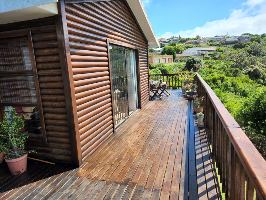 3 Bedroom Property for Sale in Dana Bay Western Cape